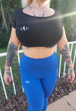 Load image into Gallery viewer, Fit Fab Soft Capri Color leggings
